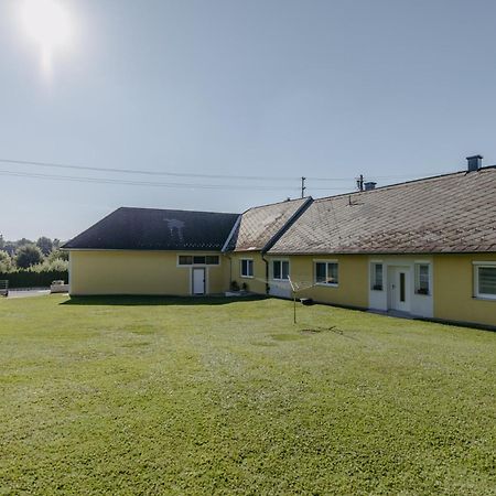 Вилла Landhaus Andrea Litzelsdorf Экстерьер фото